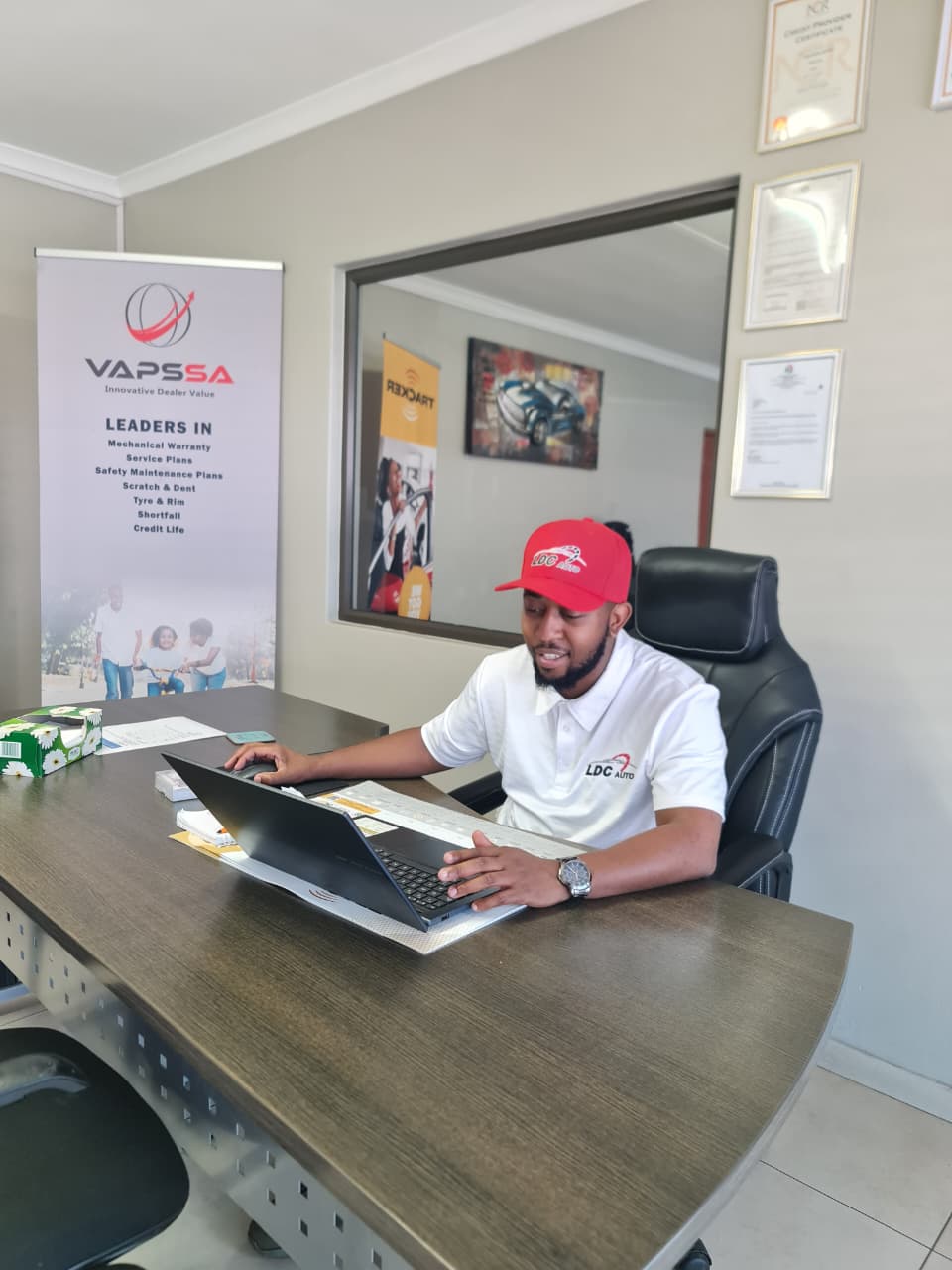 Nhlanhla - Sales Consultant